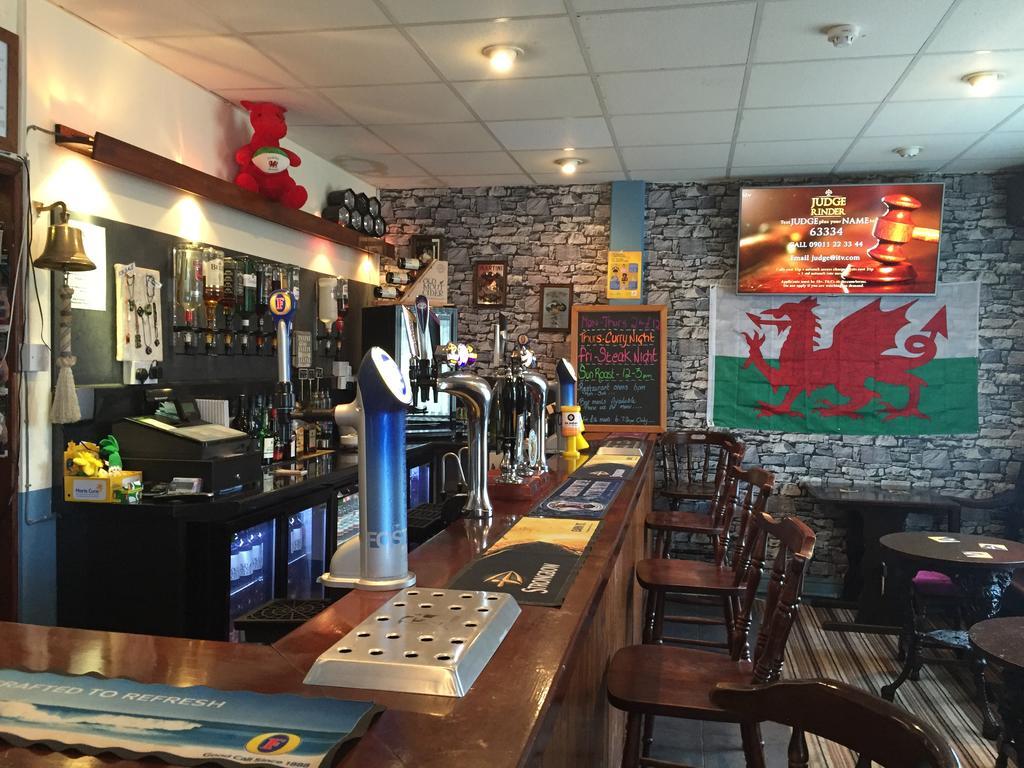 Stag & Pheasant Inn Carmel Buitenkant foto