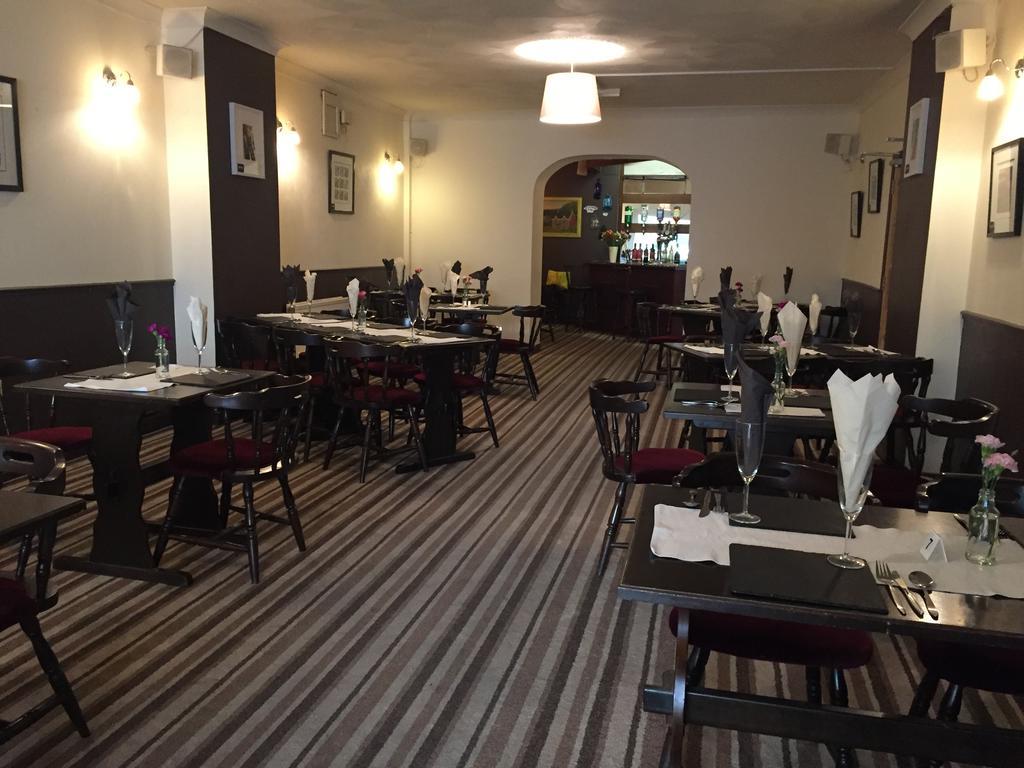 Stag & Pheasant Inn Carmel Buitenkant foto